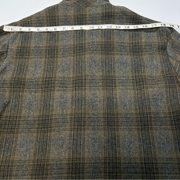 Vntg Womens Field Jacket Size L 100% Wool Buttons Plaid Shacket Grannycore - Picture 8 of 12